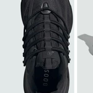 Adidas Alphaboost V1 shoes size 10